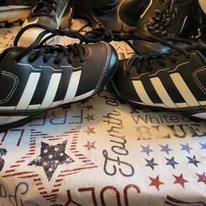 Adidas boys size 10 cleats